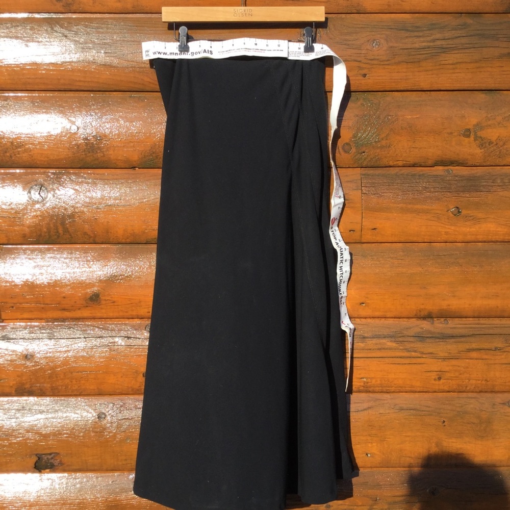 DKNY CITY BLACK MAXI GORED SKIRT Sz 8 Bloomingdale's
